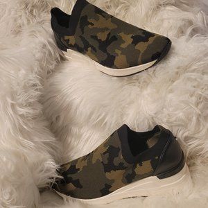 STEVE MADDEN LADIES SHOES